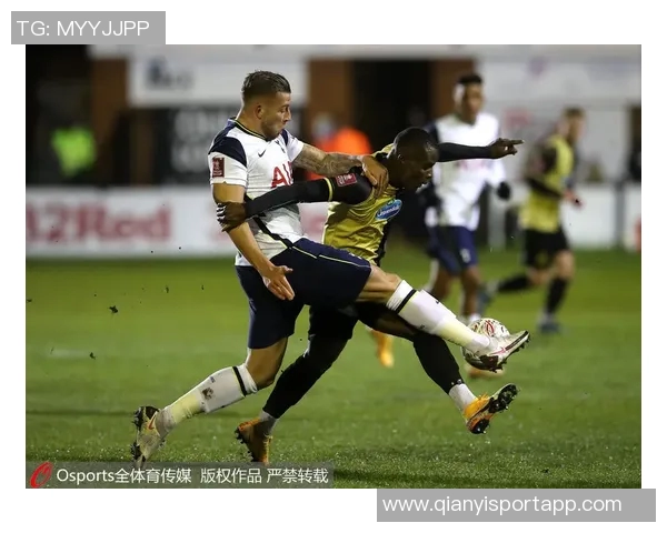 维尼修斯点球让姆巴佩错失帽子戏法他选择沉默应对争议